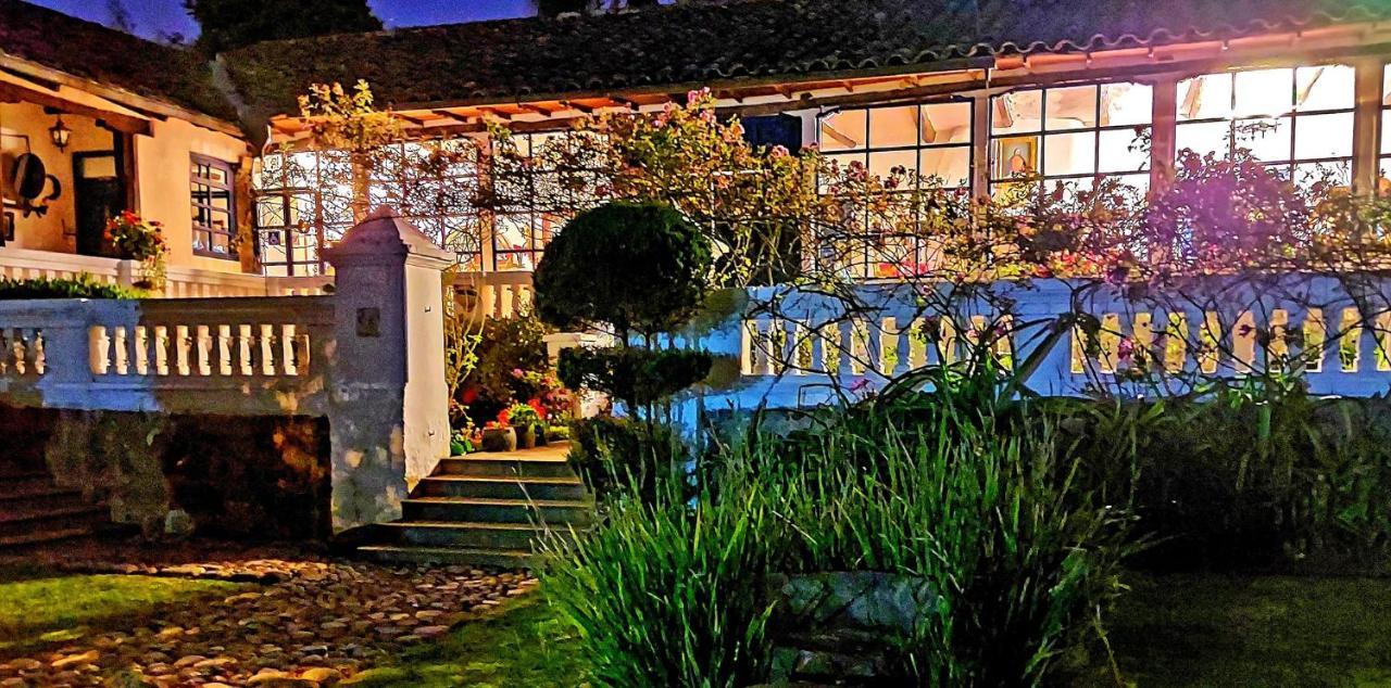 Hotel Boutique Casa De Hacienda Su Merced Puembo Exteriör bild