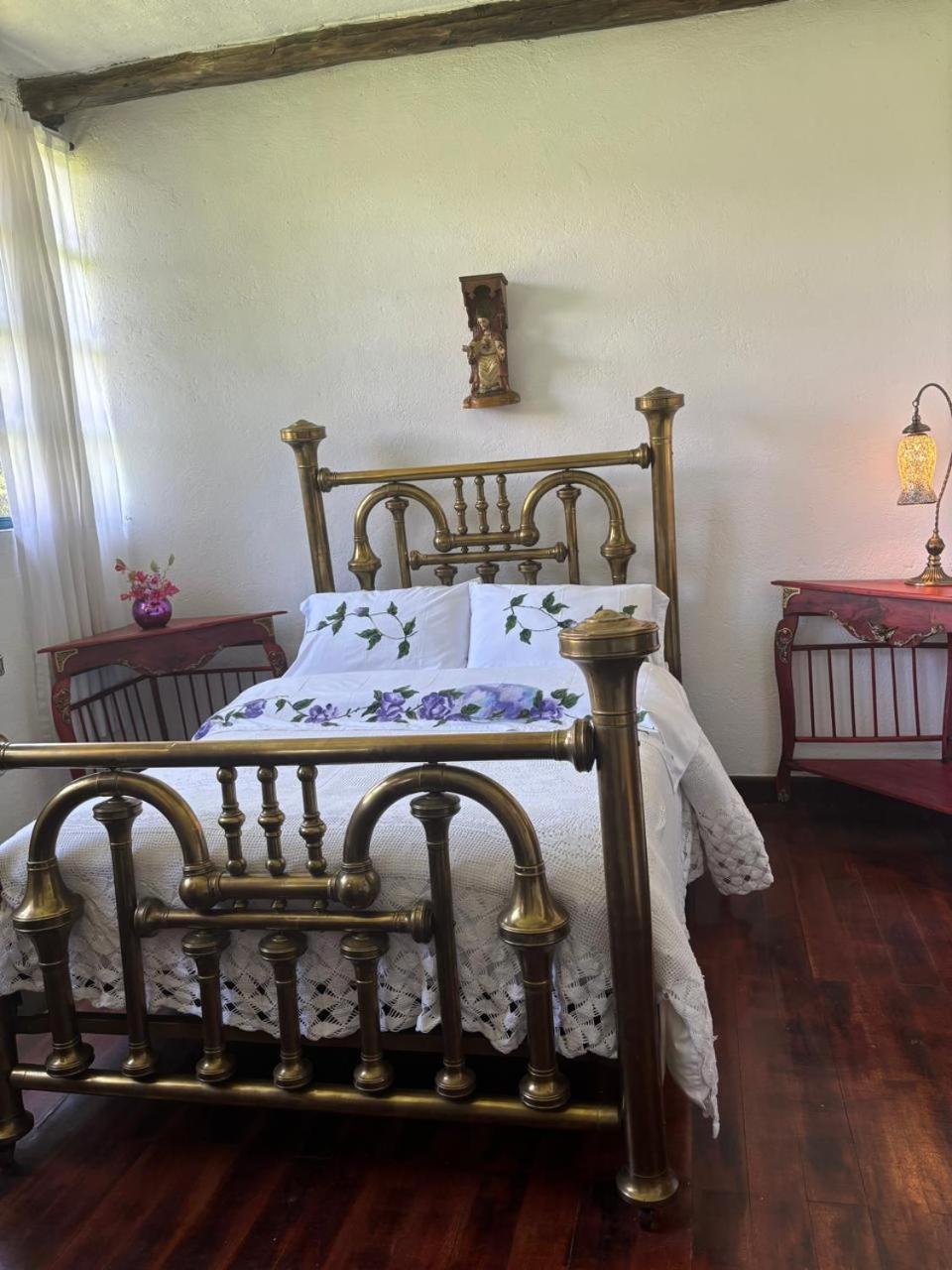 Hotel Boutique Casa De Hacienda Su Merced Puembo Exteriör bild