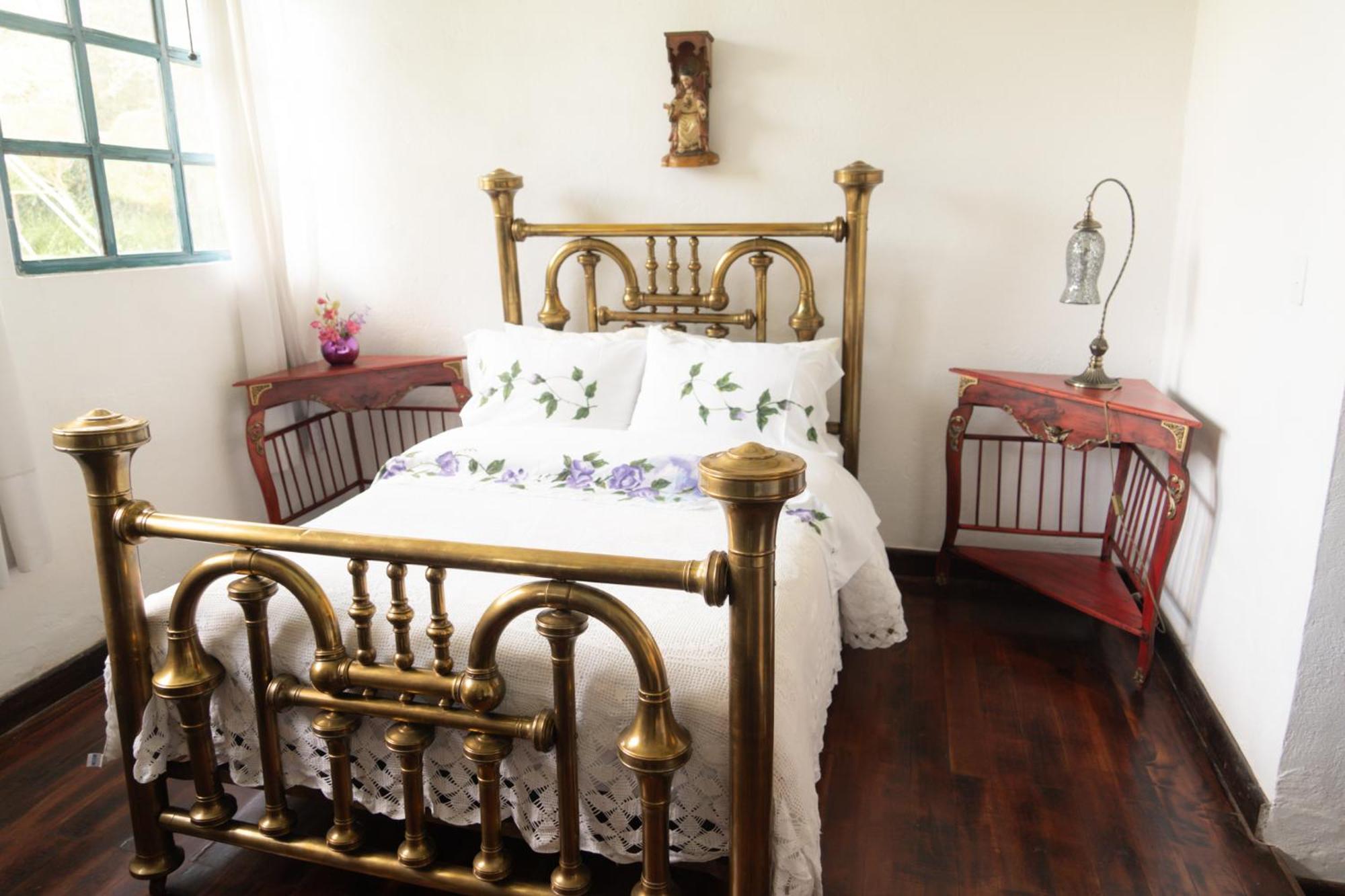 Hotel Boutique Casa De Hacienda Su Merced Puembo Exteriör bild